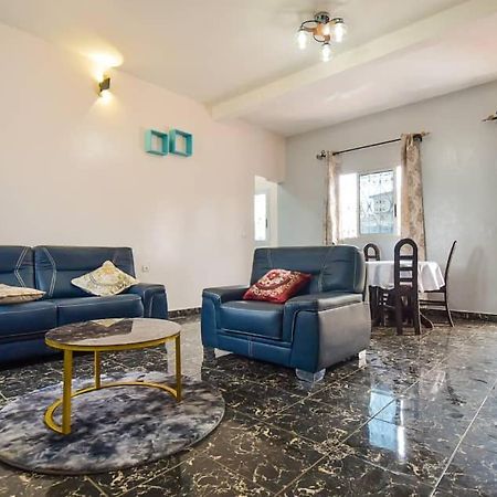 Appartements Neuf De Haut Standing Dm & Ng A Bafoussam Exterior foto
