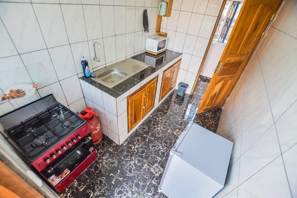Appartements Neuf De Haut Standing Dm & Ng A Bafoussam Exterior foto